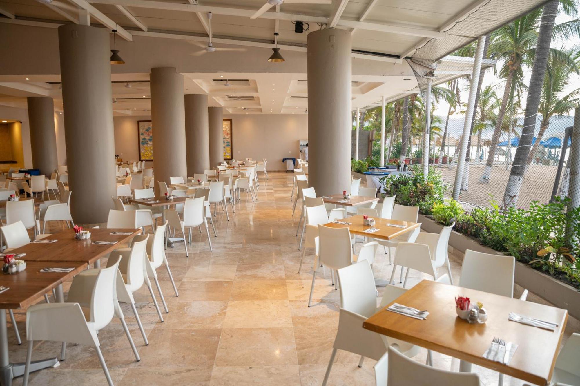 Ritz Acapulco All Inclusive 外观 照片 The Beach Club